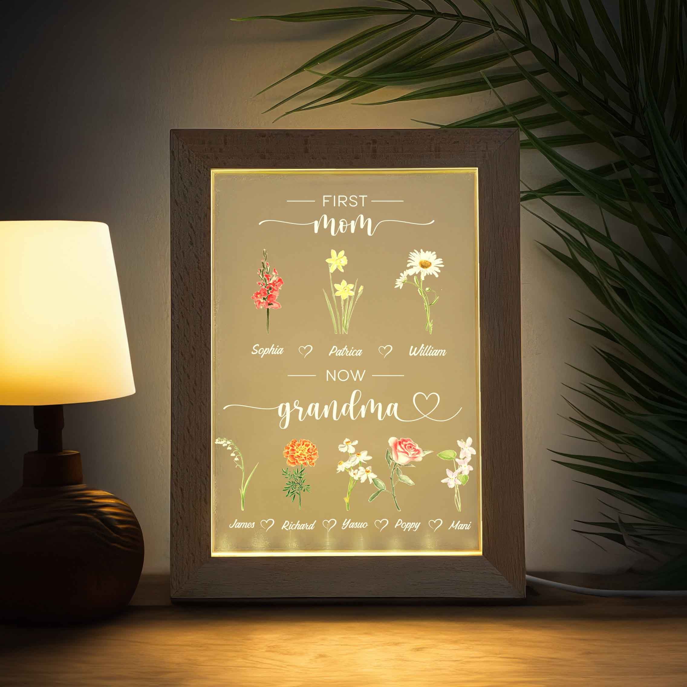 Personalized LED Nana's Garden Sign With GrandKids Names and Birth Flowers For Mother's Day Gifts