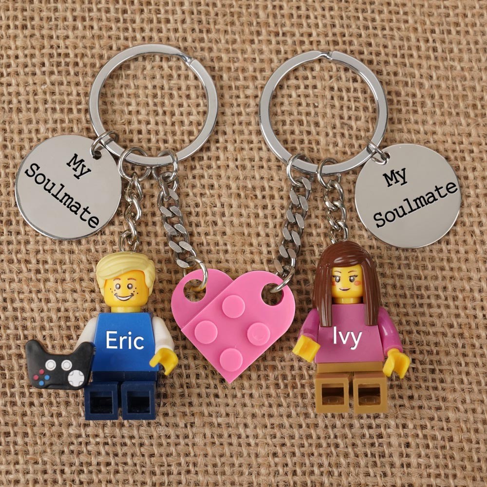 Personalized Tiny Figure Heart Keychain With Text on Disc For Couple Christmas Valentine's Day